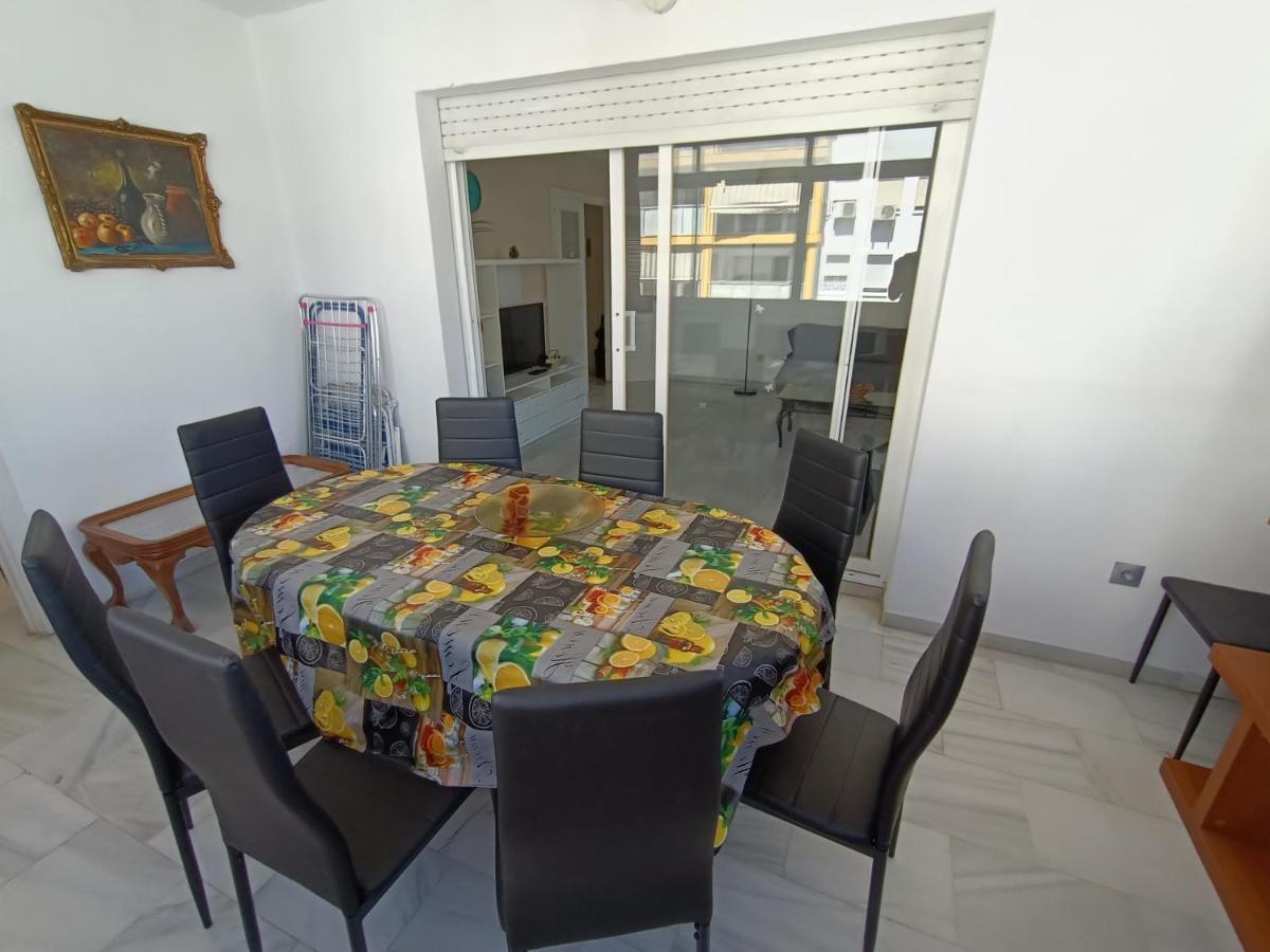 Suites Center Recinto Ferial Fuengirola Exteriér fotografie